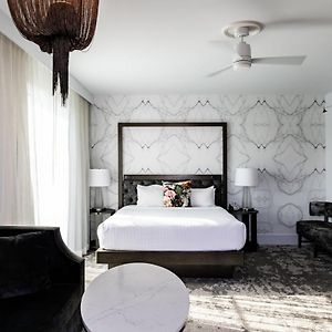 One-Bedroom King Suite Sofa Bed